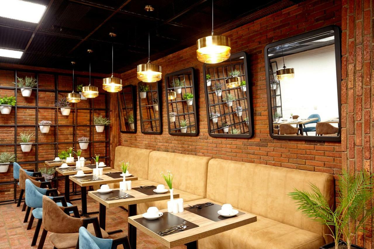 Graphica Tbilisi Hotel 外观 照片