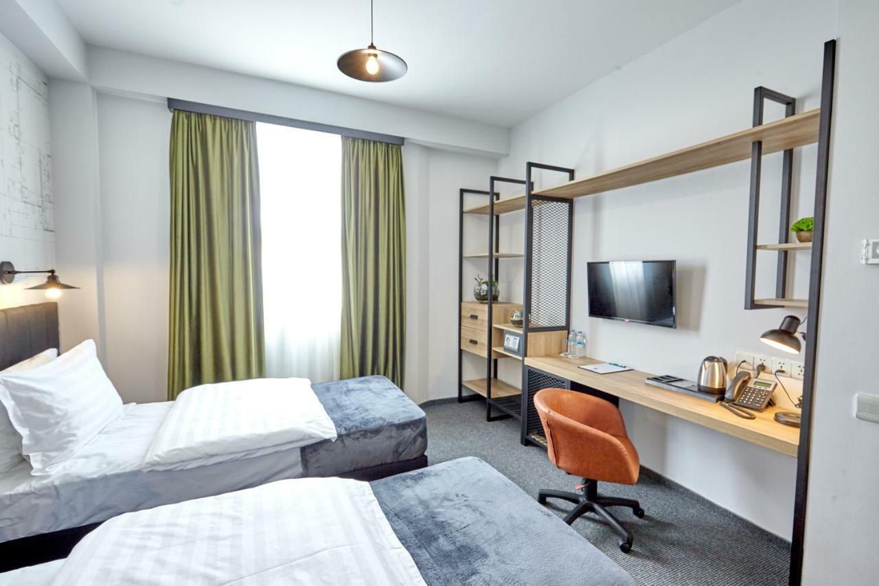 Graphica Tbilisi Hotel 外观 照片