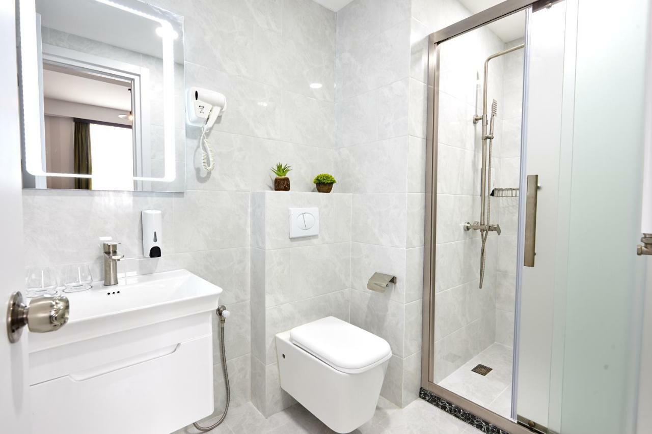 Graphica Tbilisi Hotel 外观 照片