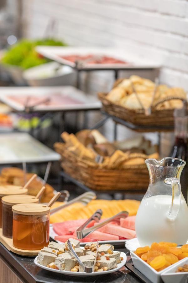Graphica Tbilisi Hotel 外观 照片